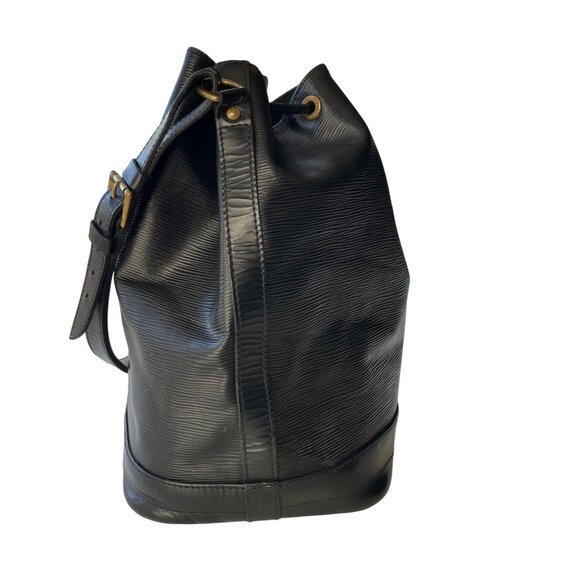 Louis Vuitton Black Epi Leather Noe Drawstring Bucket Bag With Adjustable Strap - Picture 4 of 16